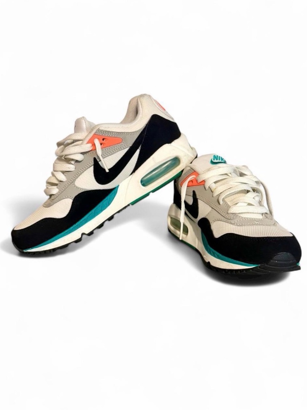 Nike Sneakers air max womens 7.5 vintage y2k new black white shoes